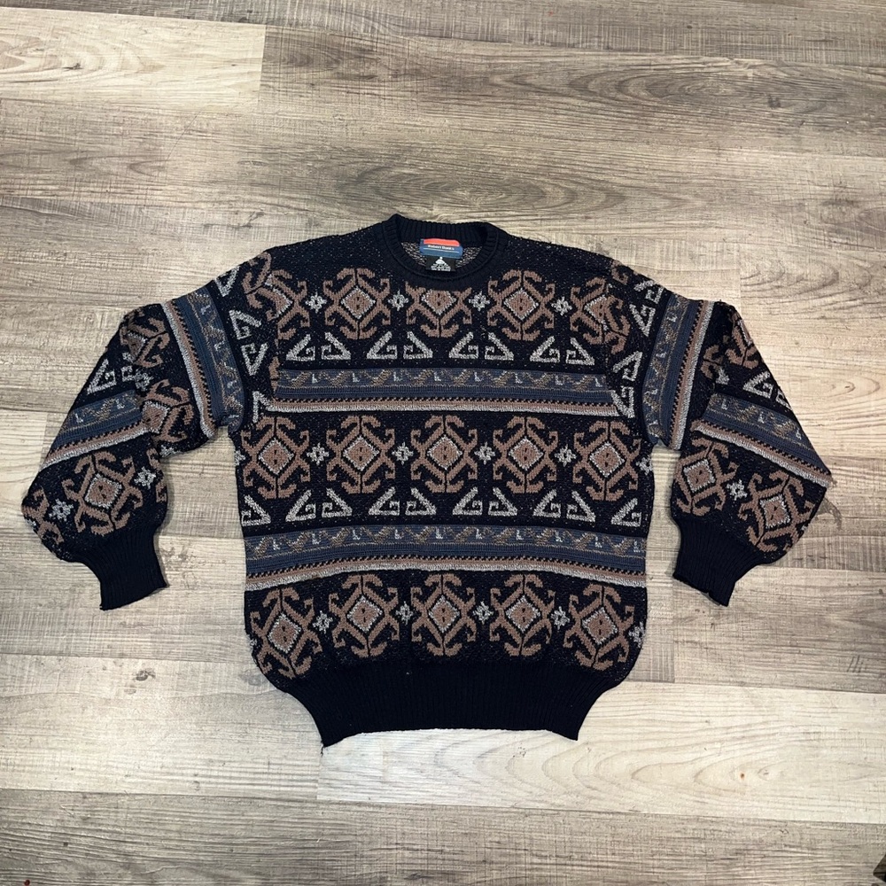 Men’s Vintage 90s Robert Banks 100% Wool 3D Knit Sweater Size Small